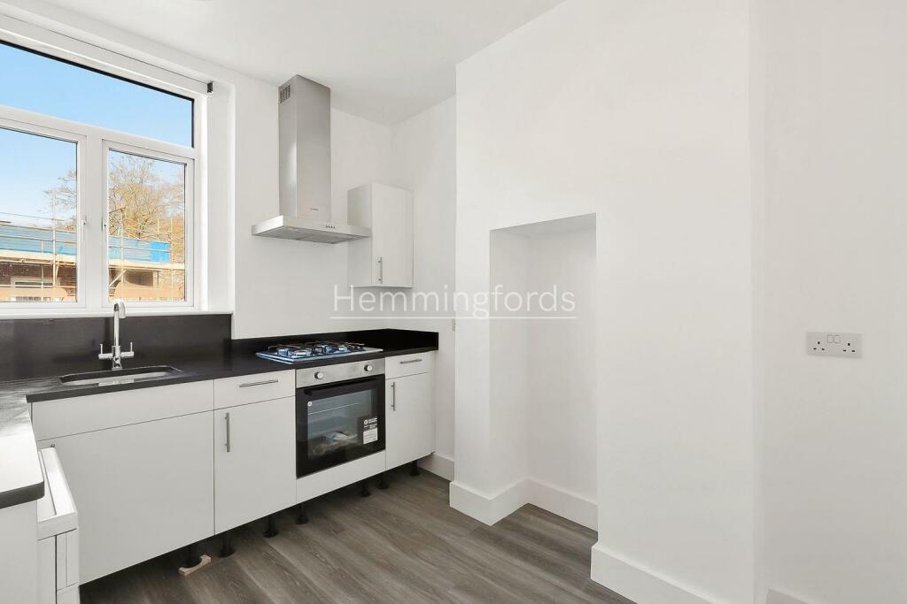 68A Crouch End Hill - Z39skb88krdf8xjxfm3Q.jpg