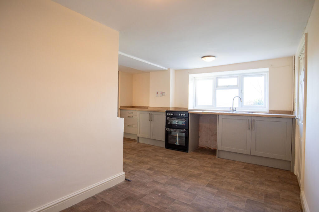 Kitchen 4