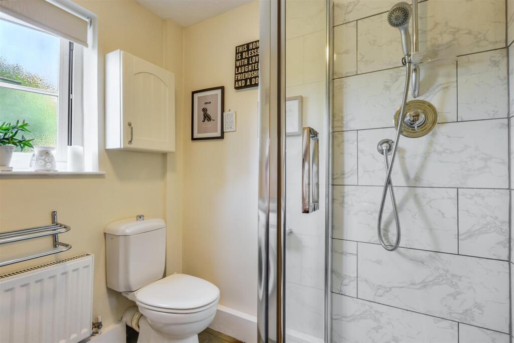 Utility_Shower Room_1.jpeg