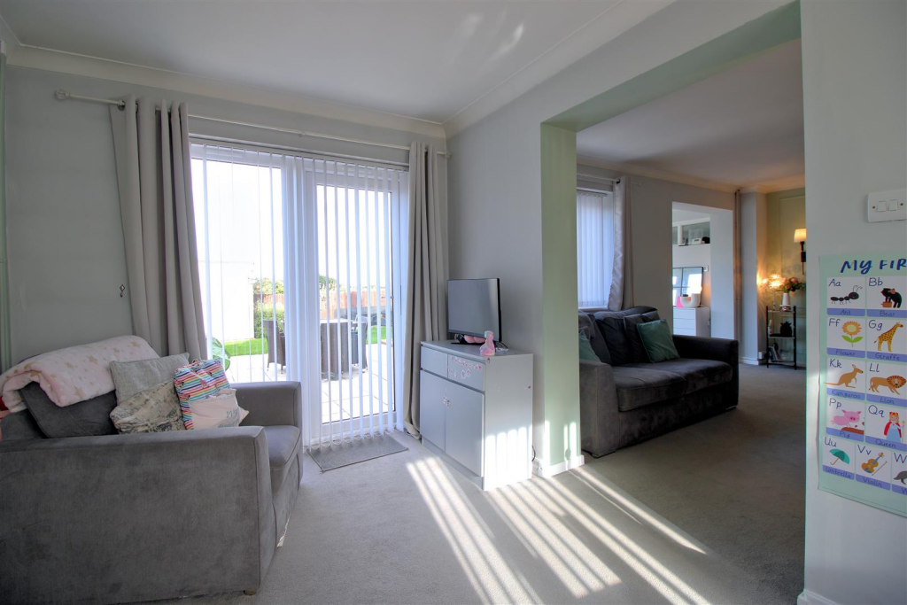 Dining - Play Room