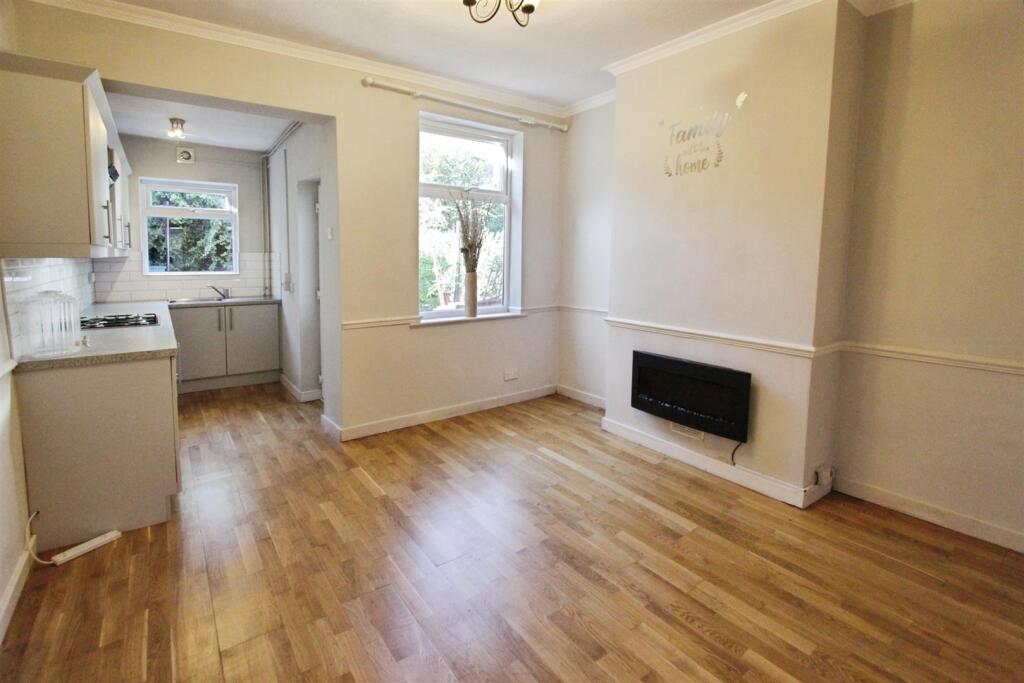 d3c2338a-Dining 20Room.JPG