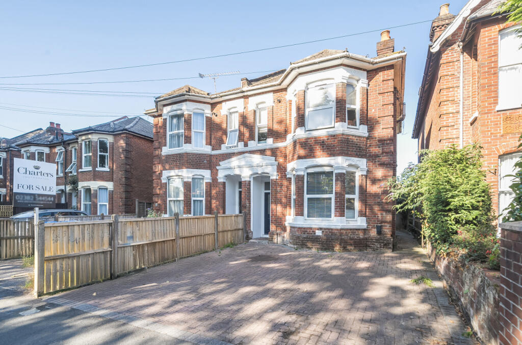 1317468-16-686575...