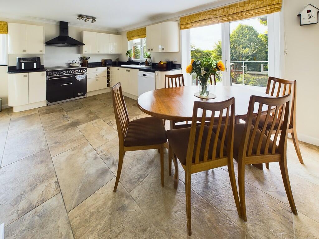 CAM03525G0-PR0165...