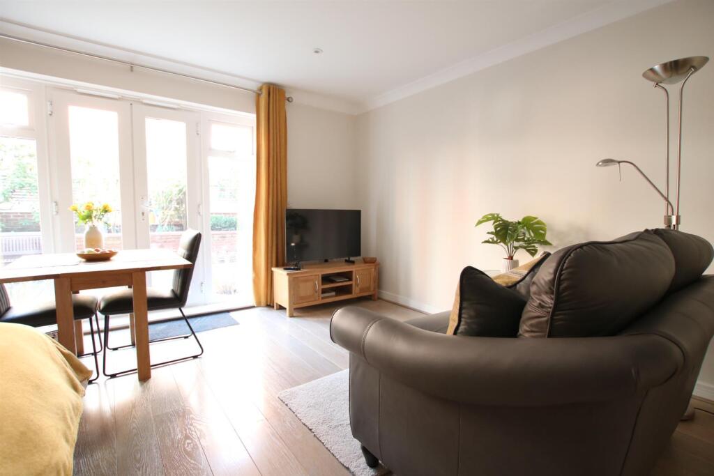 Lounge Area