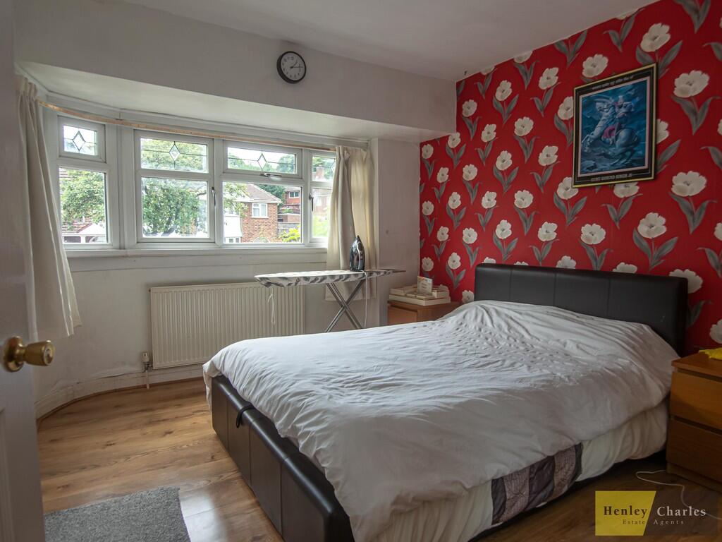 20240812-P8122537...