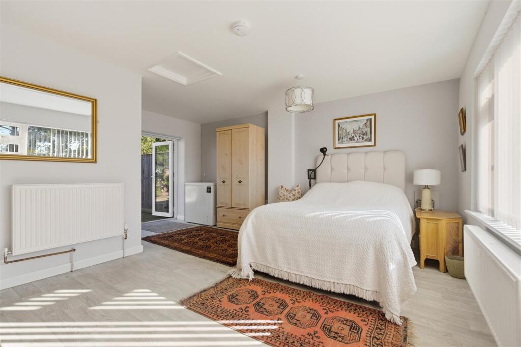 16 Kingfisher Crescent 19.jpg