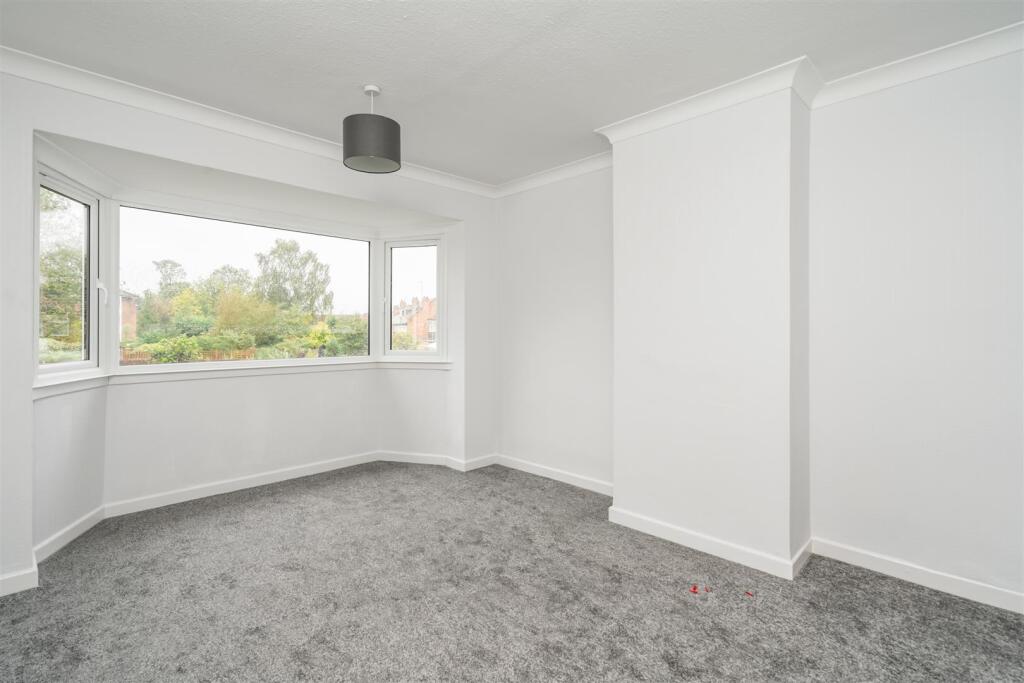 6 Hatchford Avenue-9_lo.jpg