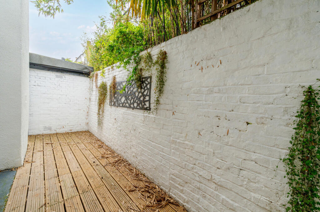 1309522-8-6847fb6...