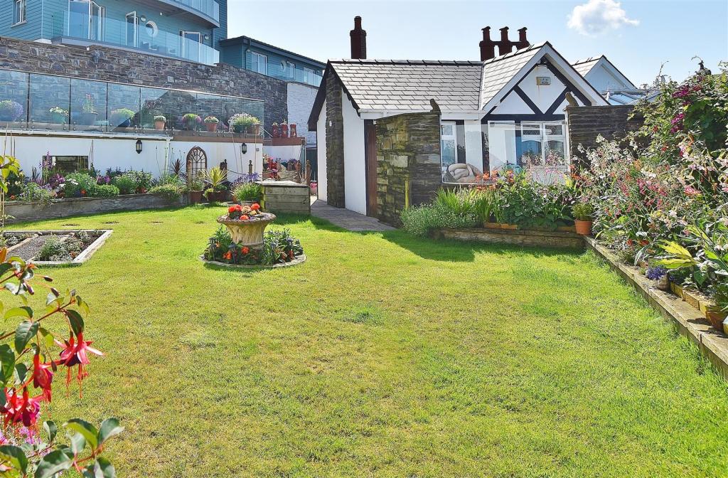 GARDEN