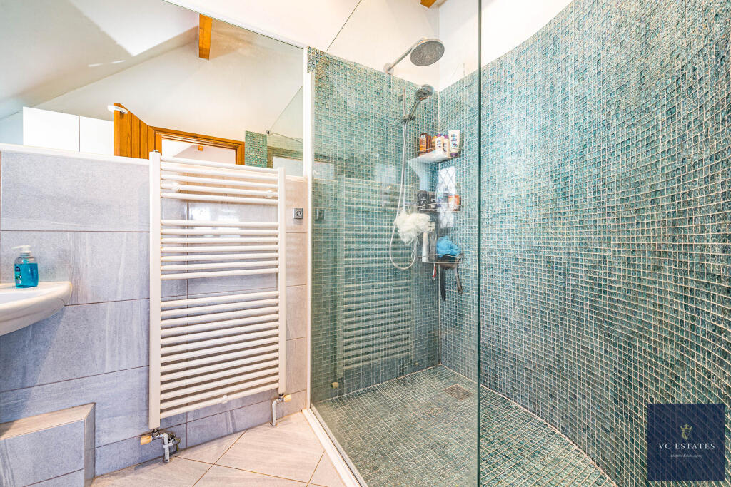 247kempshottlane-14