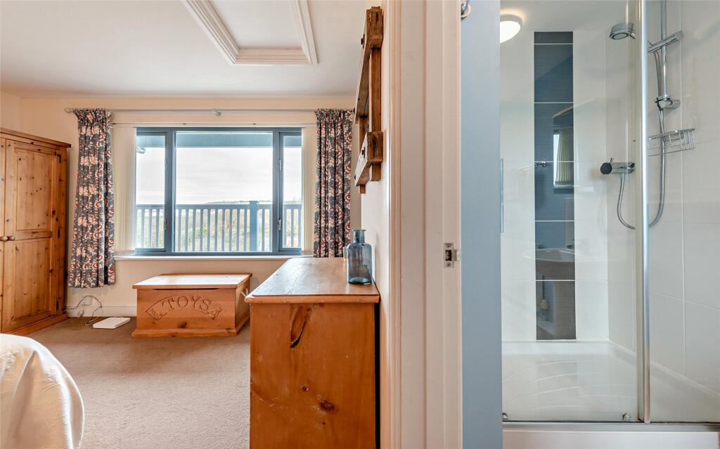 En Suite Shower Room