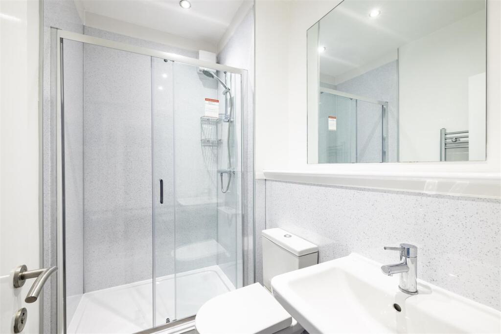 shower room.jpg