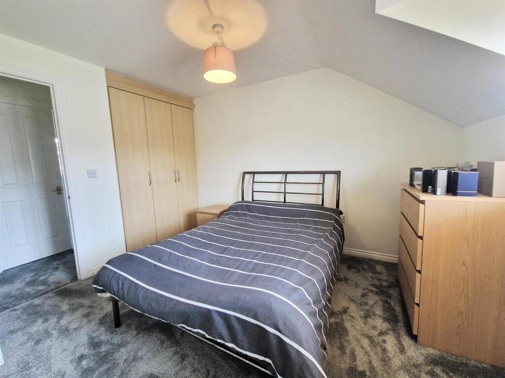 01H6VDC10NCR25DQM08J