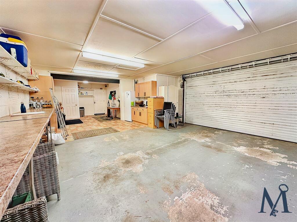 Oversized Double Garage