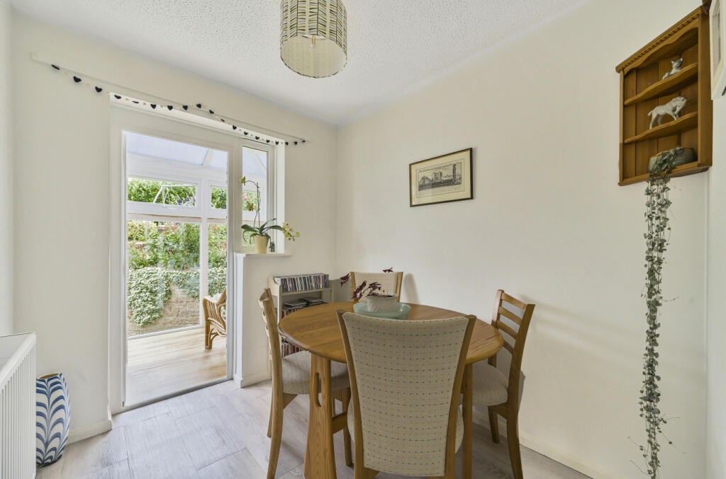 Dining Area/Bedroom3