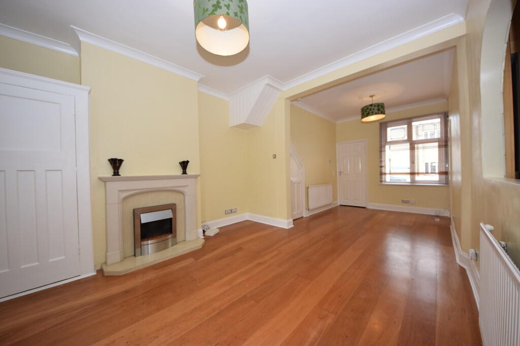 Perrymans Farm Ro...