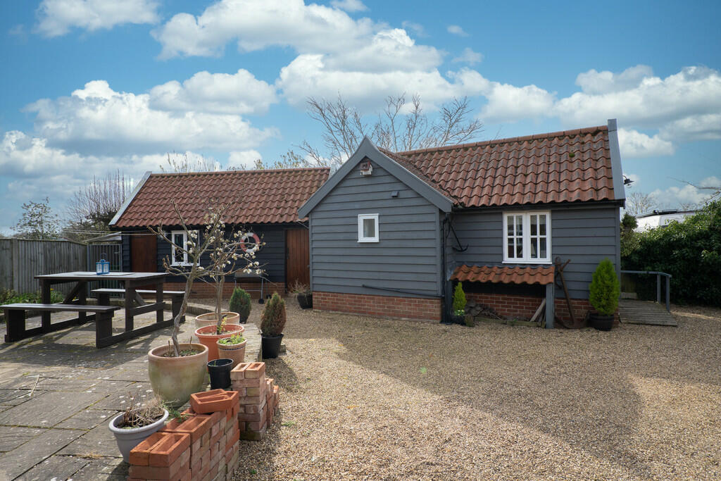Annexe/workshop