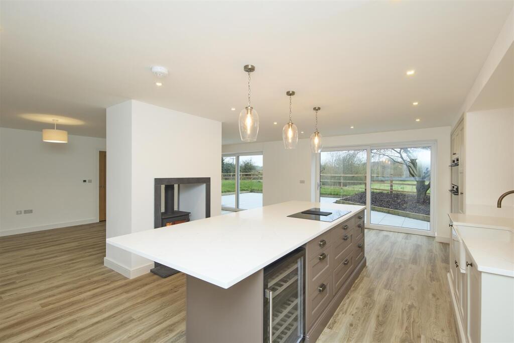 Chefs Island and patio doors to read garden