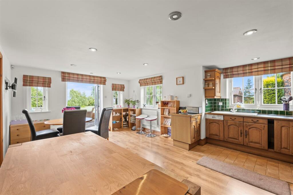 Windmill Cottage-08.jpg