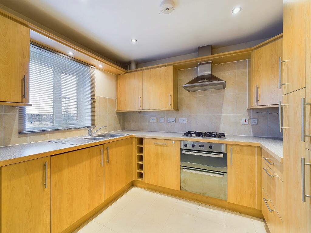 CAM01909G0-PR0277-STILL001