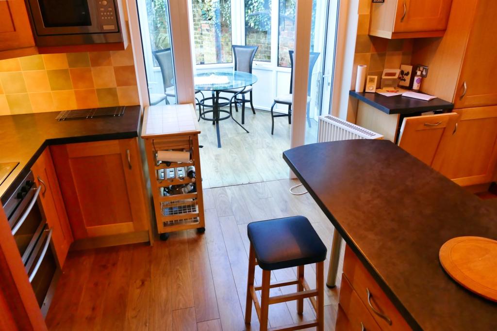 Kitchen b