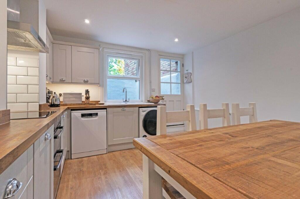 Kitchen/breakfast