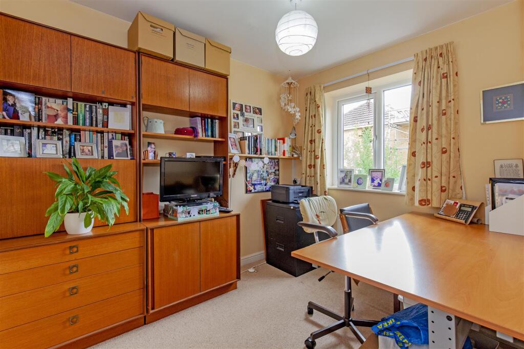 Bedroom 3-1.jpg