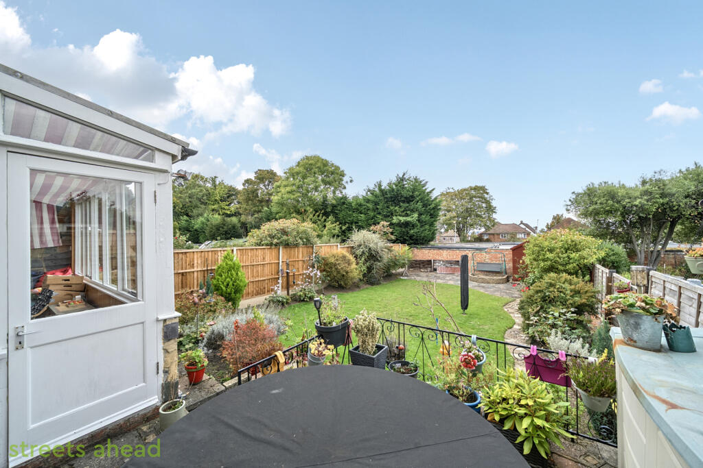 521a25e3-1100-470...