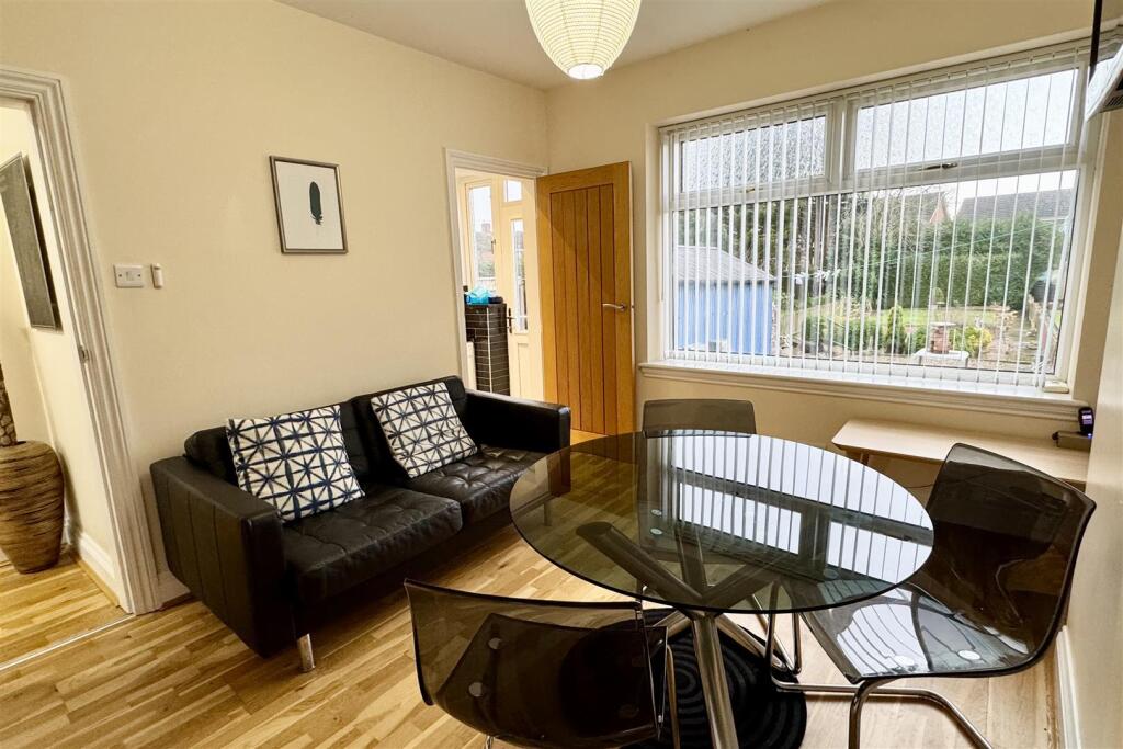 Separate dining room