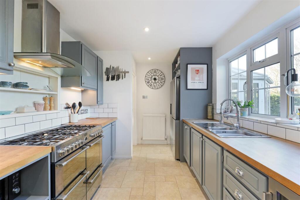 Bownham Mead, Rodborough Common, Stroud