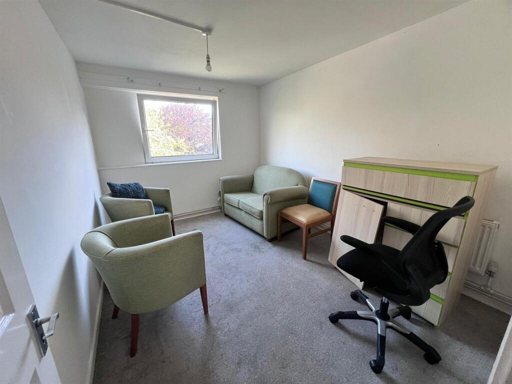 Lounge.jpg