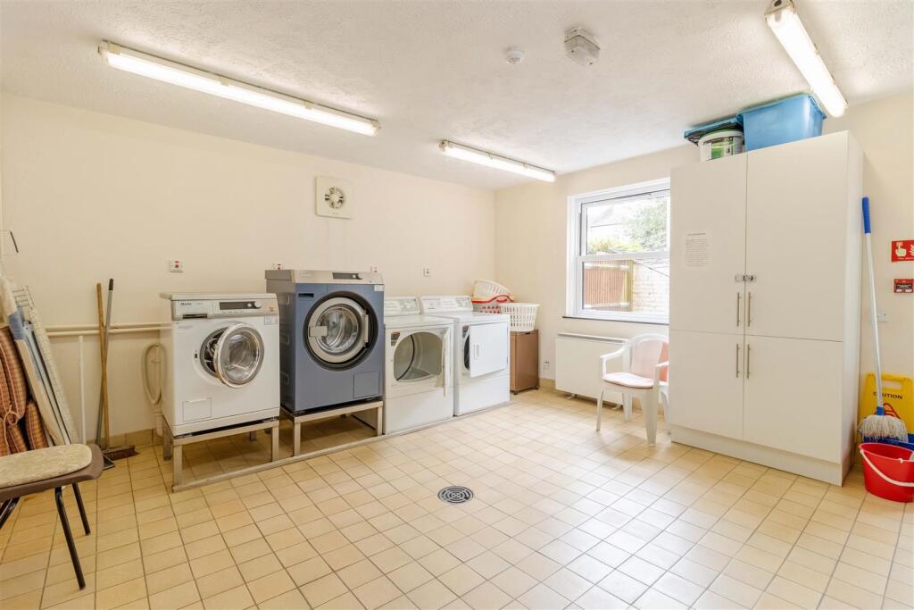 Laundry.jpg