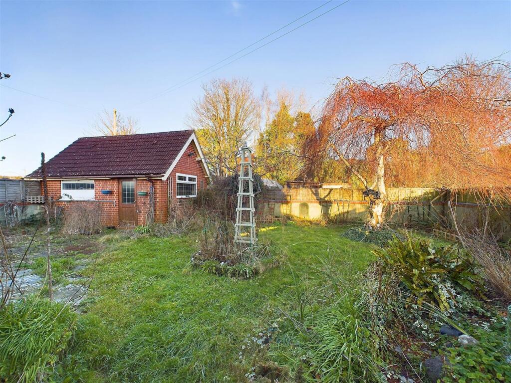 18 - Detached House for Auction, Sea Mills.jpg