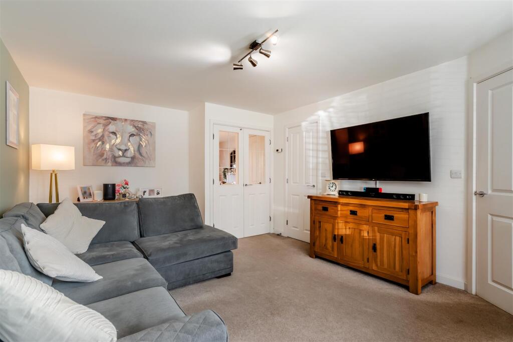 8649044-interior05.jpg