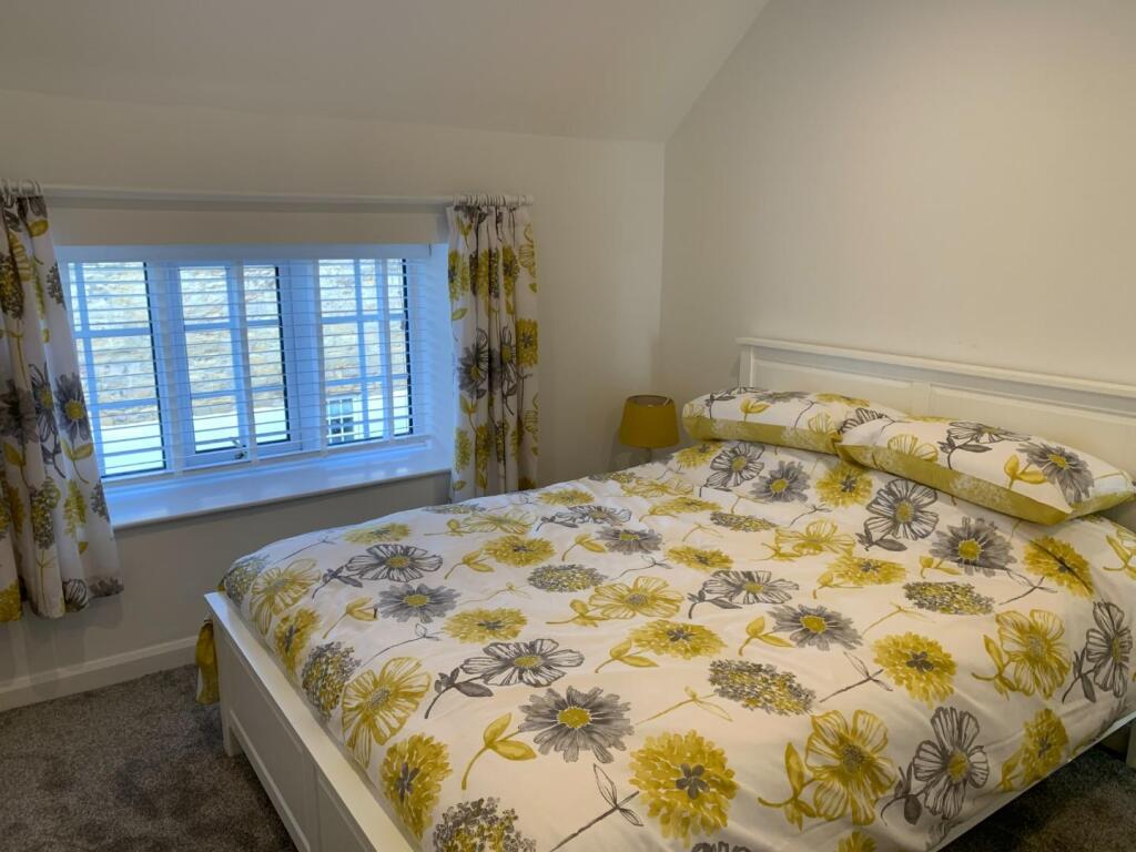Bedroom .JPG