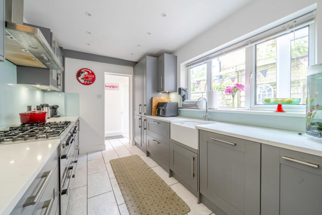 1319918-22-686e57...