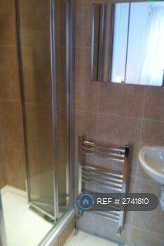 Bedroom 1 Ensuite