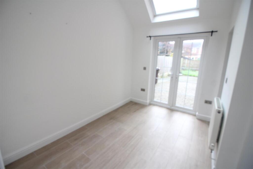 Sitting Room \ Study