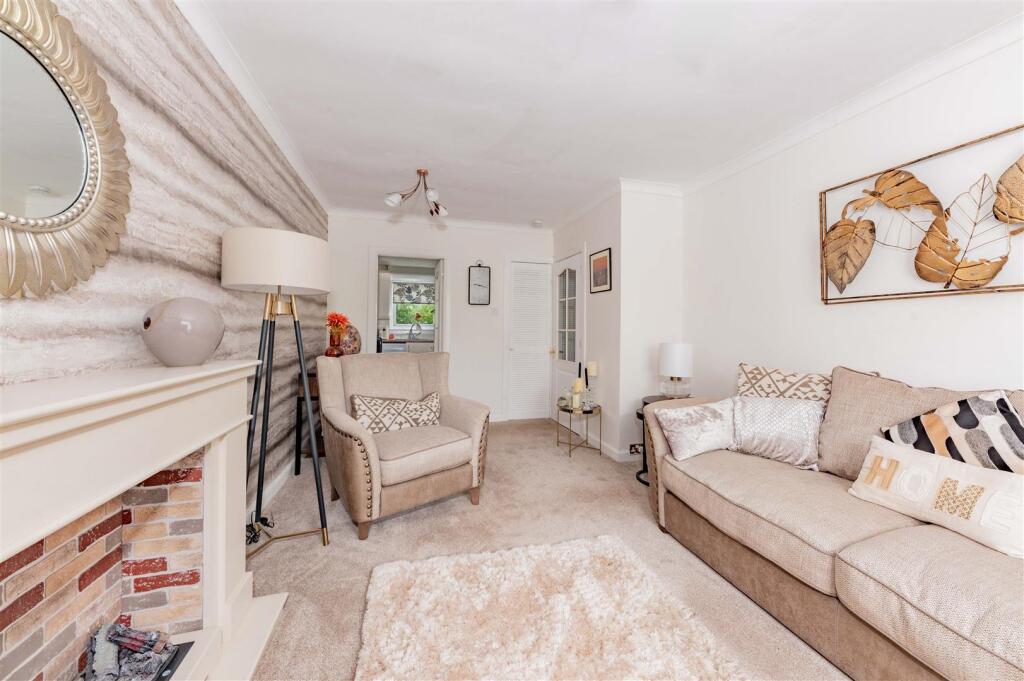 9 Craigmount Avenue Dundee-10.JPG