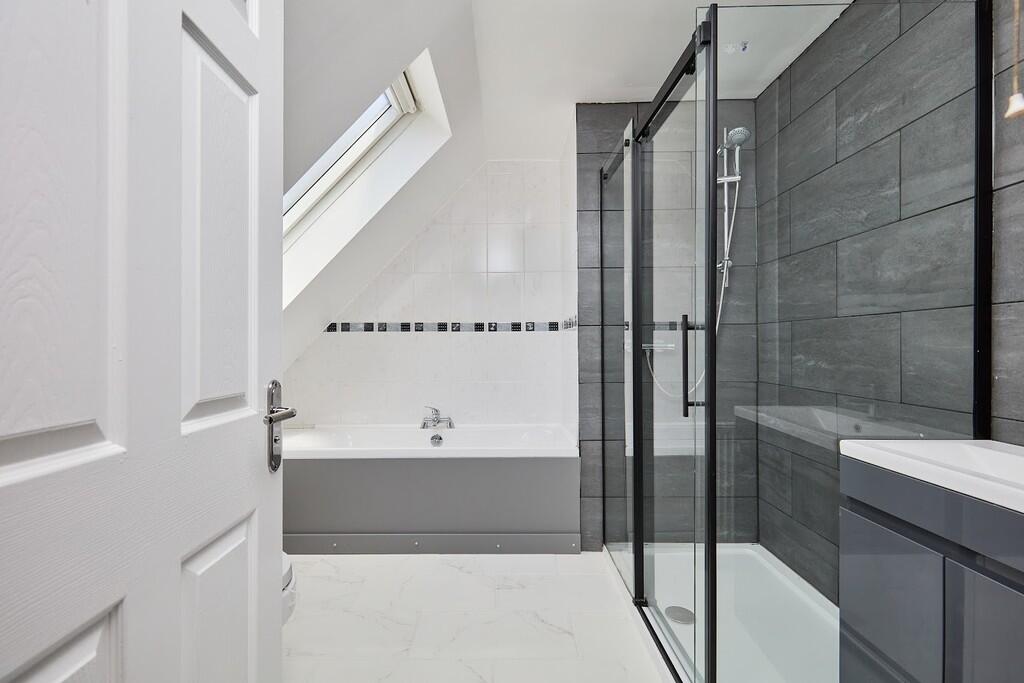 Edward Knight 202...