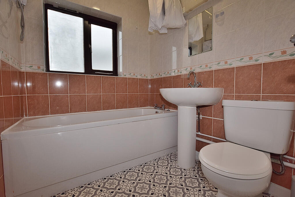 bathroom_01