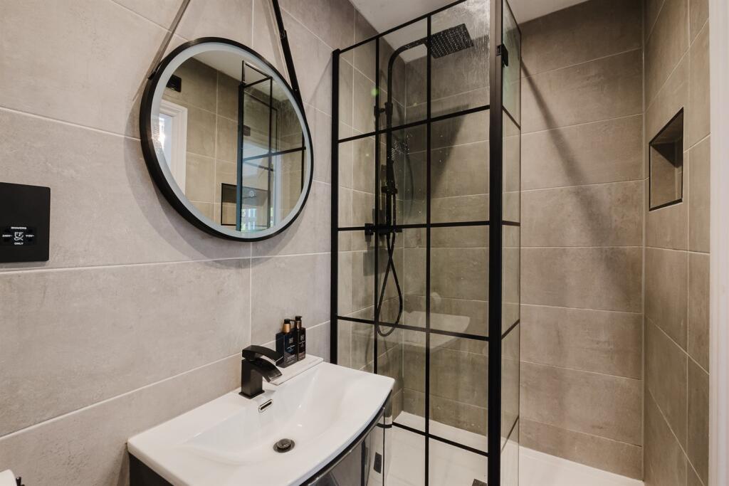 En-Suite Shower Room