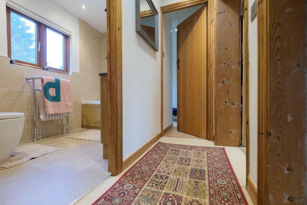 Landing and bathroom