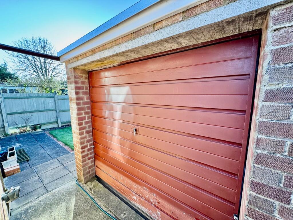 Detached Garage 