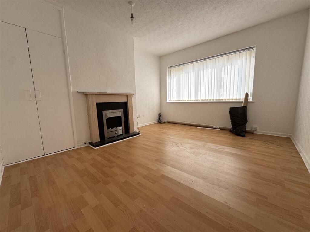 IMG_2635 (Large).JPG