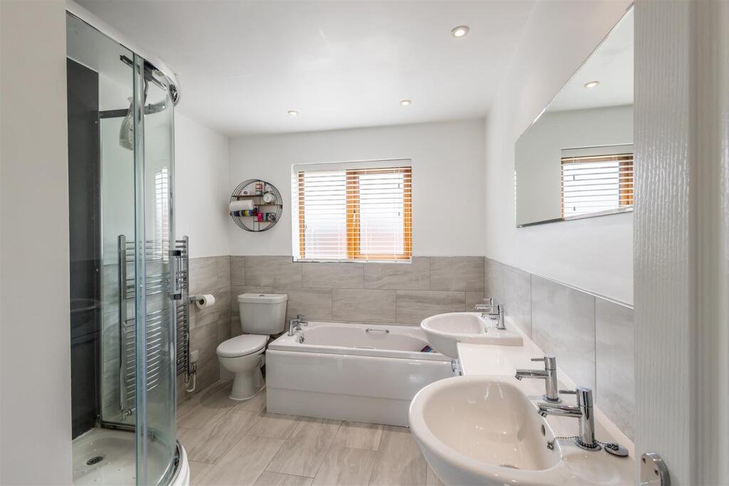 5 High Ridge Way-5.jpg