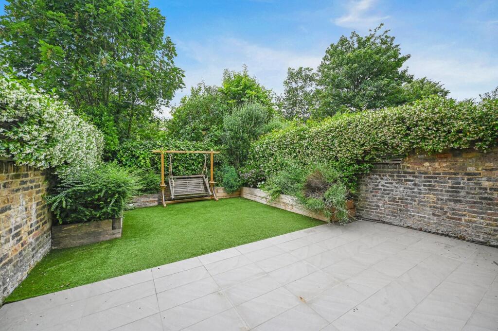 FBL - 47 Rowan Road - GardenA1 (1).jpg