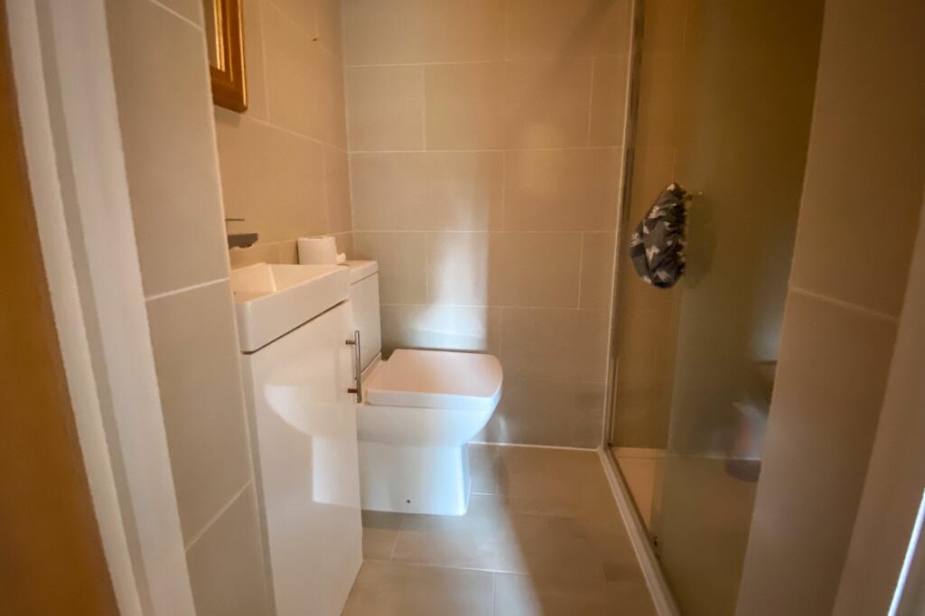 Bedroom 1 (with en-suite)