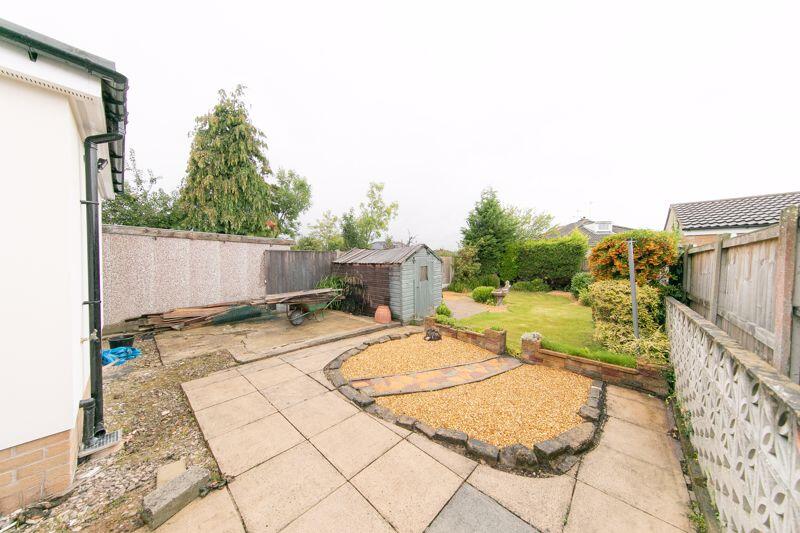 Substantial private garden