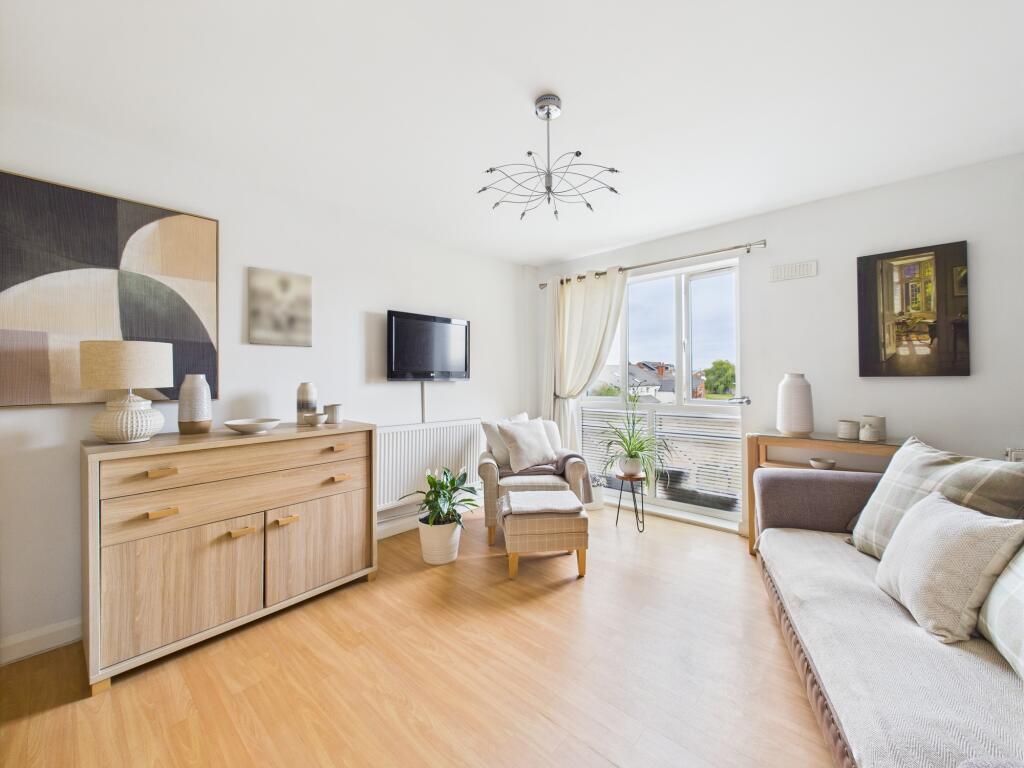 Kitchen/Living/Dining